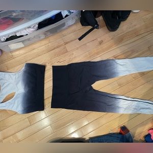 Zyia set. Top is medium and bottom is small